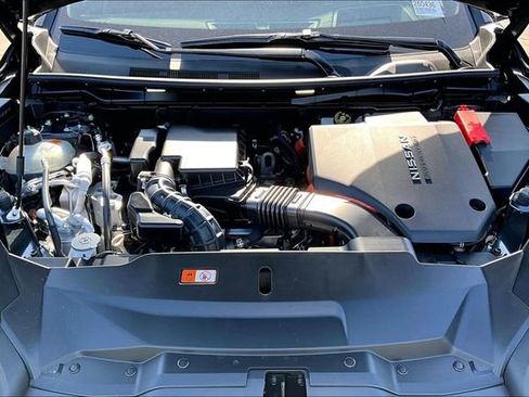 New 2026 Nissan Rogue Platinum image 12