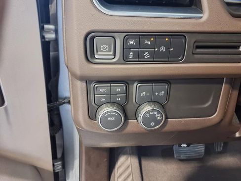 Used 2023 Chevrolet Tahoe Z71 AWD/4WD image 19