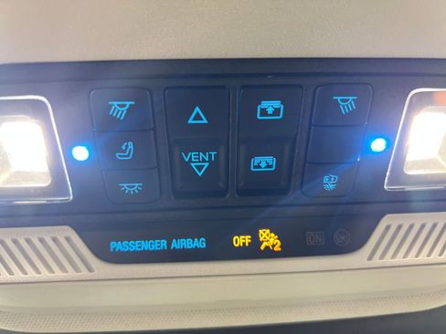 Used 2025 Ford Expedition Platinum AWD/4WD image 73