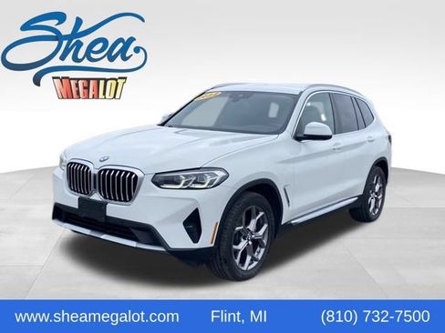Used 2022 BMW X3 xDrive30i AWD/4WD image 1