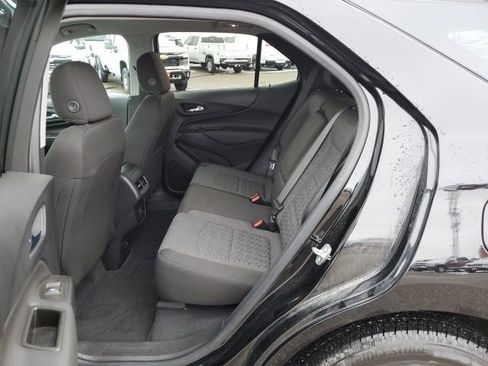 Used 2024 Chevrolet Equinox LT image 25