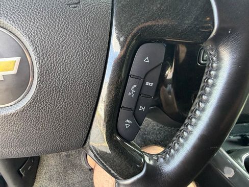 Used 2017 Chevrolet Express 2500 RWD image 20