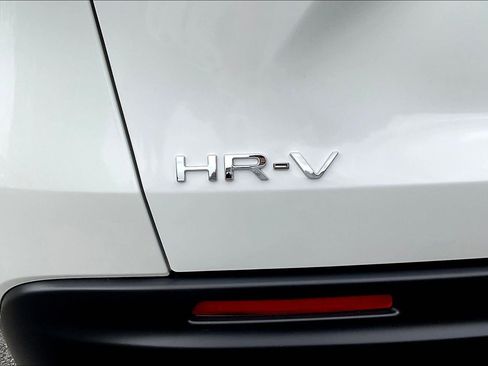 Used 2026 Honda HR-V LX image 23