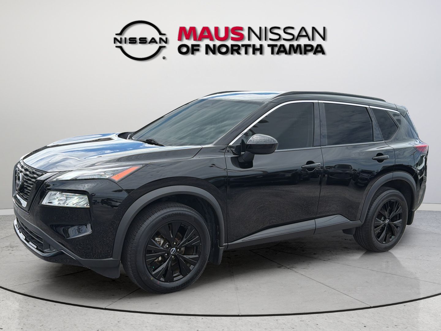 Used 2023 Nissan Rogue SV w/ SV Premium B Package FWD image 5