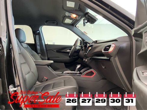 Used 2022 Chevrolet TrailBlazer RS w/ Convenience Package image 16