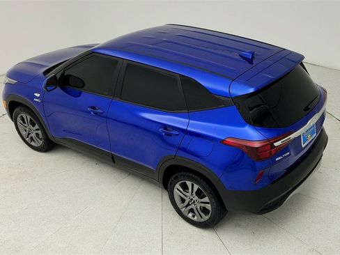 Used 2023 Kia Seltos LX image 36