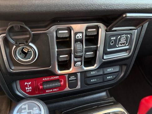 Used 2025 Jeep Wrangler Unlimited Sport S 4xe image 26