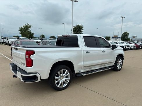Used 2025 Chevrolet Silverado 1500 High Country w/ High Country Premium Package RWD image 4