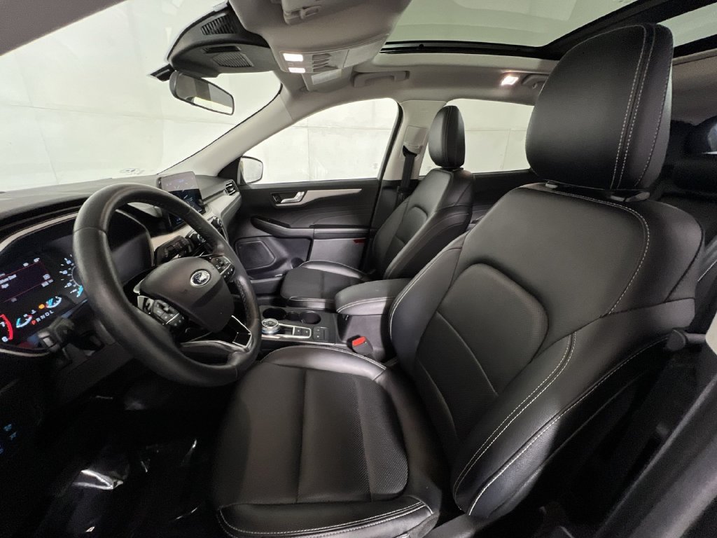 Used 2022 Ford Escape SEL AWD/4WD image 13