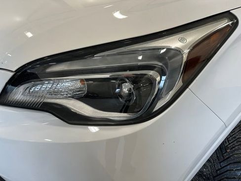 Used 2020 Buick Envision Essence w/ Experience Buick Package image 11