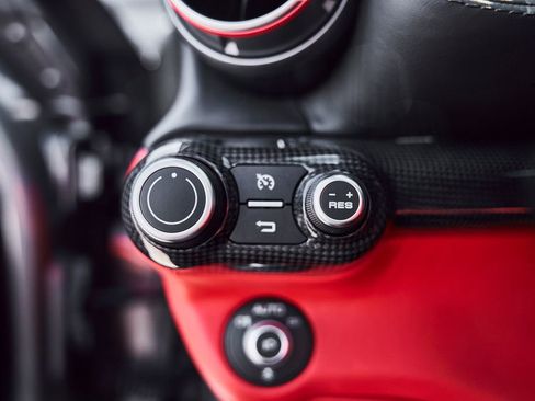 Used 2021 Ferrari 812 GTS RWD image 38