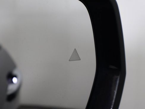 Used 2022 Jeep Grand Cherokee Overland w/ Luxury Tech Group IV image 44