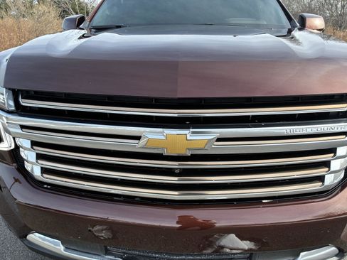 Used 2022 Chevrolet Tahoe High Country image 11