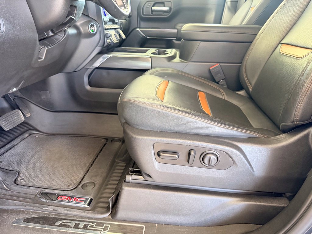 Used 2021 GMC Sierra 1500 AT4 w/ AT4 Premium Package AWD/4WD image 16