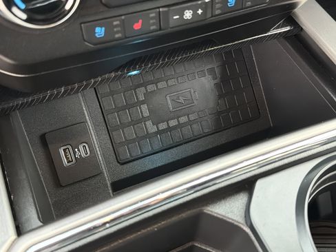 Used 2021 Ford F250 Platinum image 35