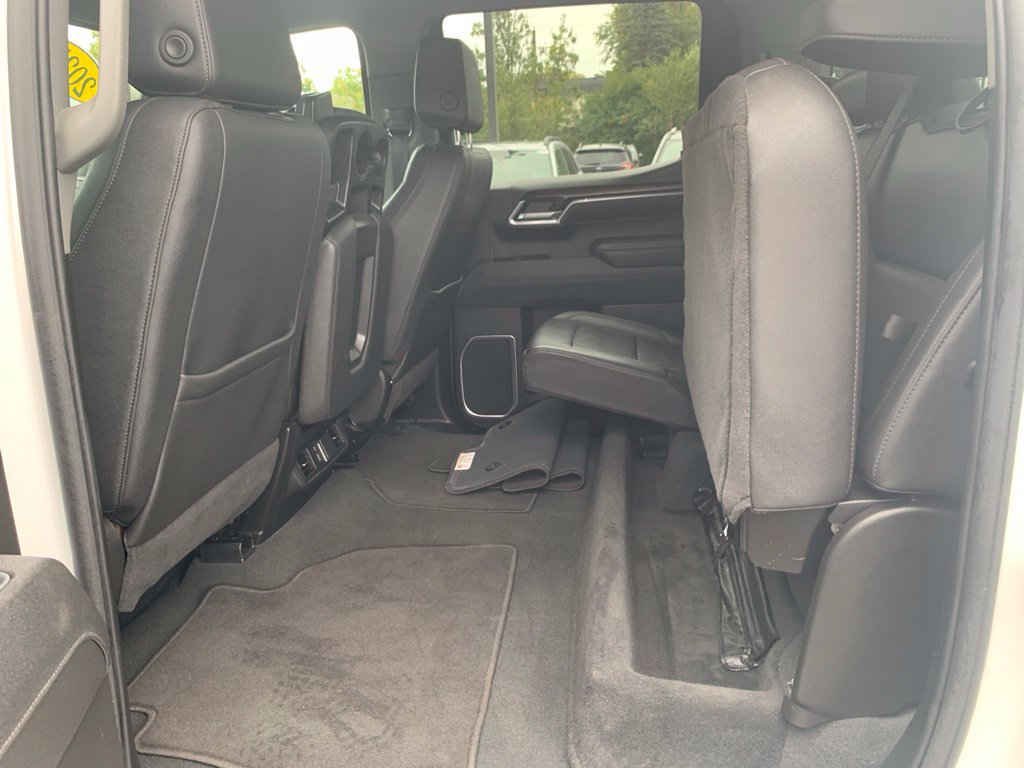 Used 2025 GMC Sierra 1500 SLT AWD/4WD image 23