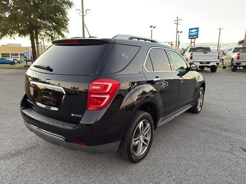 Used 2017 Chevrolet Equinox Premier image 7