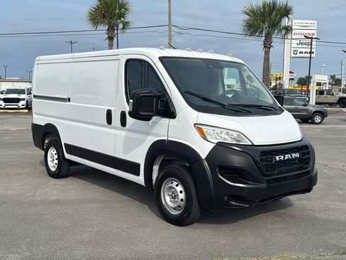 Used 2023 RAM ProMaster 2500 FWD image 8