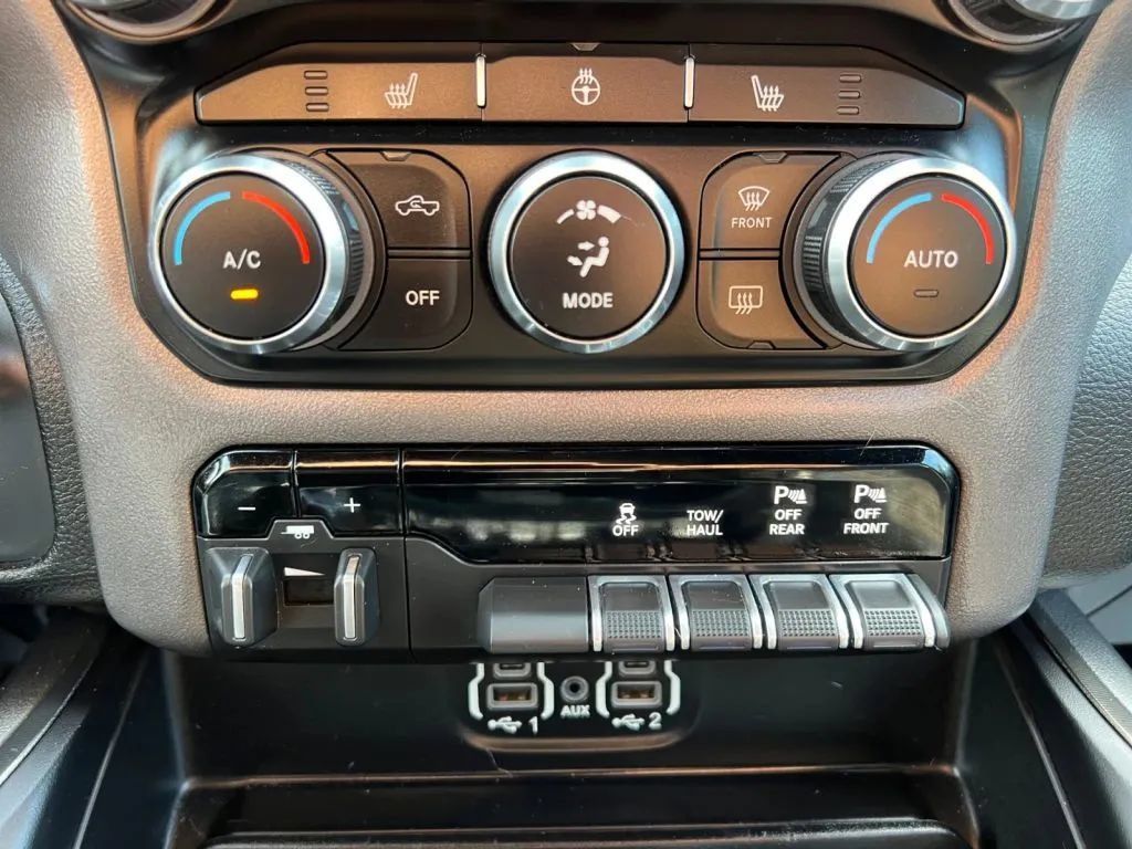 Used 2020 RAM 1500 Rebel w/ Level 2 Equipment Group AWD/4WD image 40