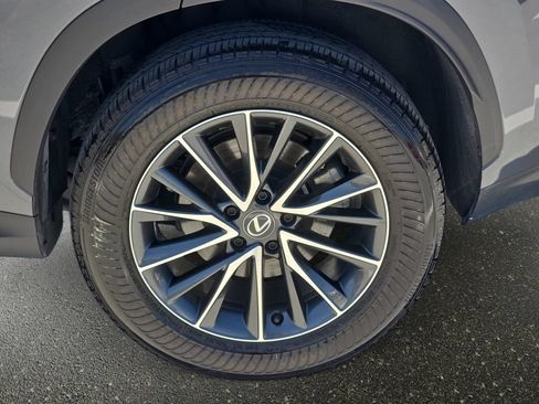 Used 2024 Lexus NX 250 FWD w/ Towing Package (2000 Lbs) image 31