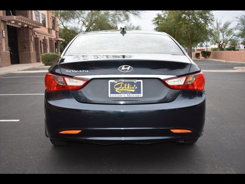 Used 2013 Hyundai Sonata GLS image 9