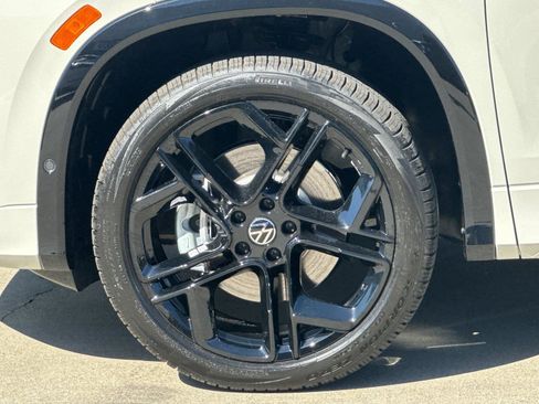 New 2026 Volkswagen Tiguan SE R-Line AWD/4WD image 23