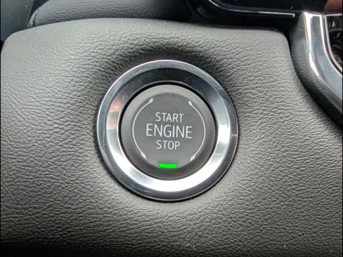 New 2026 GMC Canyon Elevation w/ Convenience Package image 7