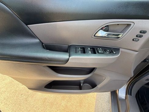 Used 2014 Honda Odyssey Touring image 24