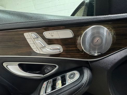 Used 2015 Mercedes-Benz C 300 Sedan image 12