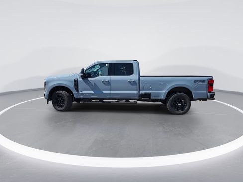 New 2026 Ford F350 Lariat w/ Black Appearance Package image 5