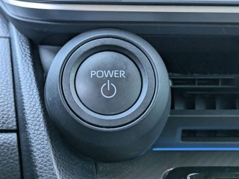 Certified 2023 Toyota Prius XLE image 25