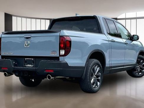 Used 2023 Honda Ridgeline Sport image 6