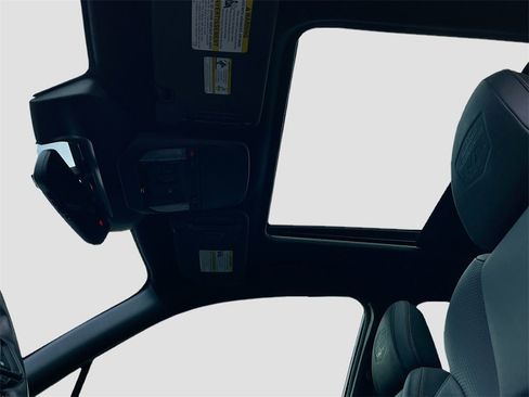 Used 2022 Subaru Forester Wilderness image 23