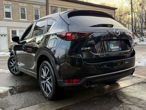 Used 2018 MAZDA CX-5 Touring image 4