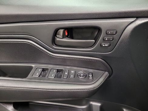 Used 2023 Honda Odyssey EX-L image 20