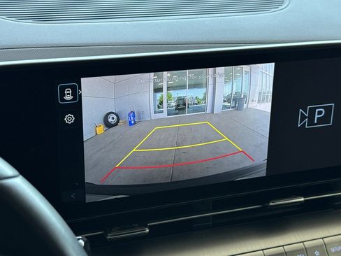 Used 2025 Hyundai Kona SEL FWD image 22