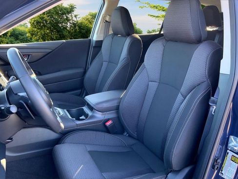 Certified 2025 Subaru Outback Premium image 21