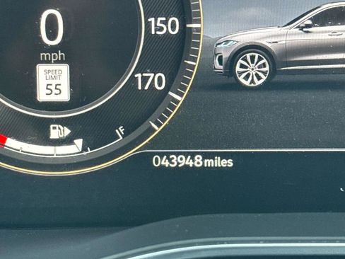 Used 2024 Jaguar F-PACE R-Dynamic S image 29