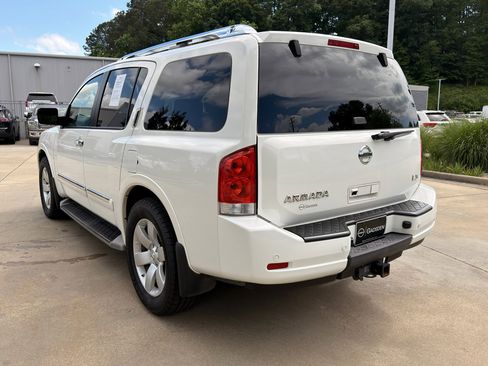Used 2011 Nissan Armada SL RWD image 5