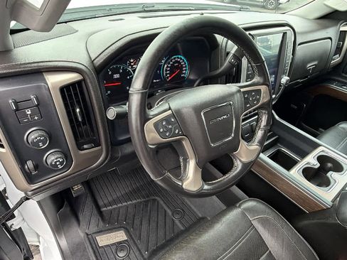 Used 2019 GMC Sierra 2500 Denali w/ Duramax Plus Package image 10