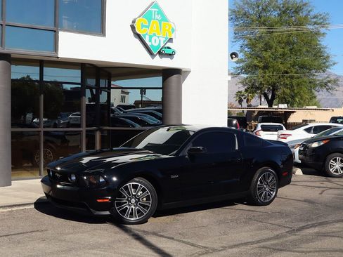Used 2011 Ford Mustang GT Premium w/ Comfort Pkg image 3