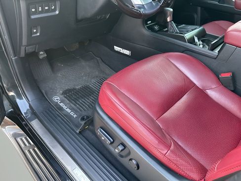 Used 2023 Lexus GX 460 Luxury image 28