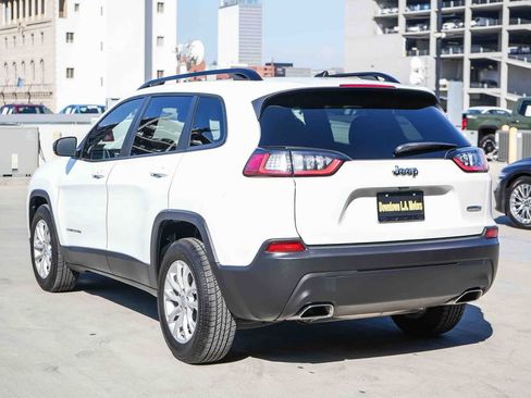 Used 2022 Jeep Cherokee Latitude Lux w/ Sun & Sound Group FWD image 8