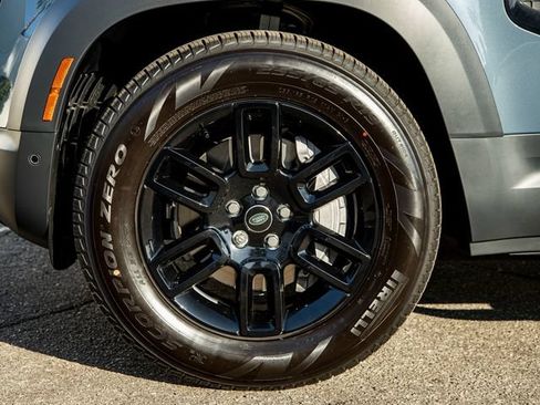 New 2025 Land Rover Defender 110 S AWD/4WD image 11