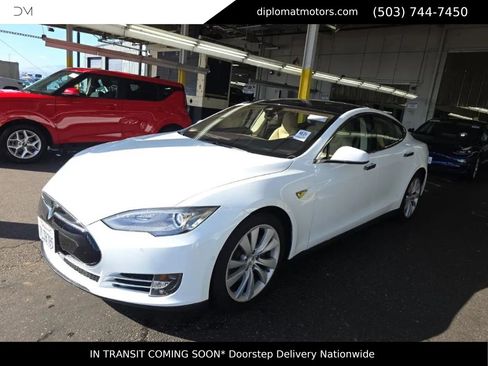 Used 2015 Tesla Model S P85D image 1