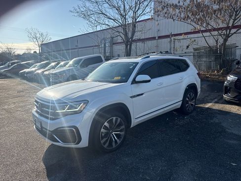 Used 2023 Volkswagen Atlas SEL Premium image 3