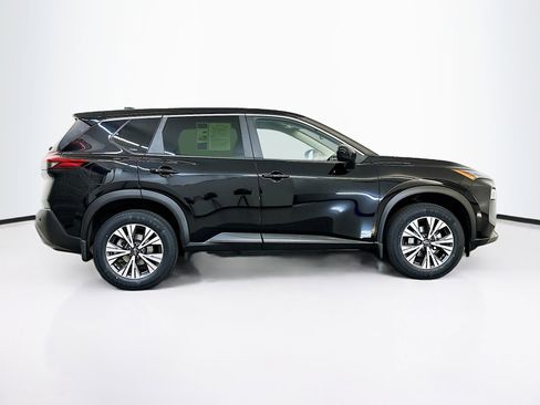 Used 2023 Nissan Rogue SV image 10