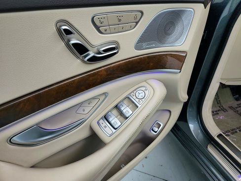 Used 2016 Mercedes-Benz S 550 Sedan image 22