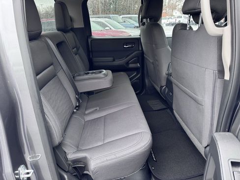 Used 2022 Nissan Frontier SV w/ Technology Package image 26