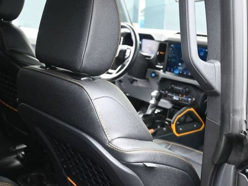 Used 2023 Ford Bronco Badlands AWD/4WD image 41